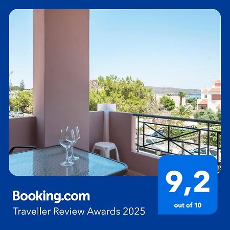 Nikos Apartments Agia Marina  ภายนอก รูปภาพ